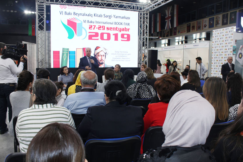 Respublika Kitabxana Kollektoru VI Bakı Beynəlxalq Kitab Sərgi-Yarmarkasında iştirak edib 